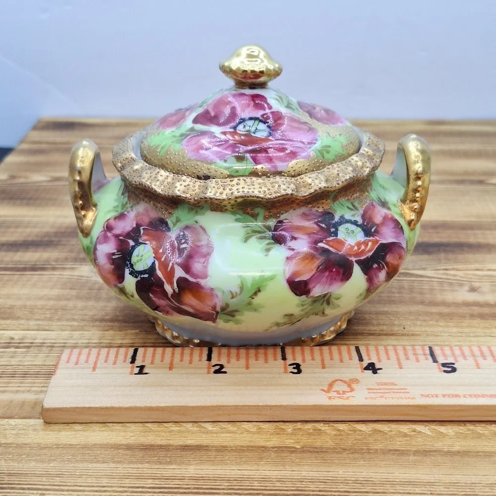 Antique Nippon Hand Painted Sugar Bowl W/‎ Lid Floral Moriage and Gold Gilding
